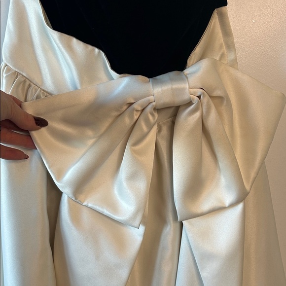 RARE - Vintage Betsey Johnson Strapless Velvet Bodice Bow Dress | Black & Ivory - Picture 11 of 11